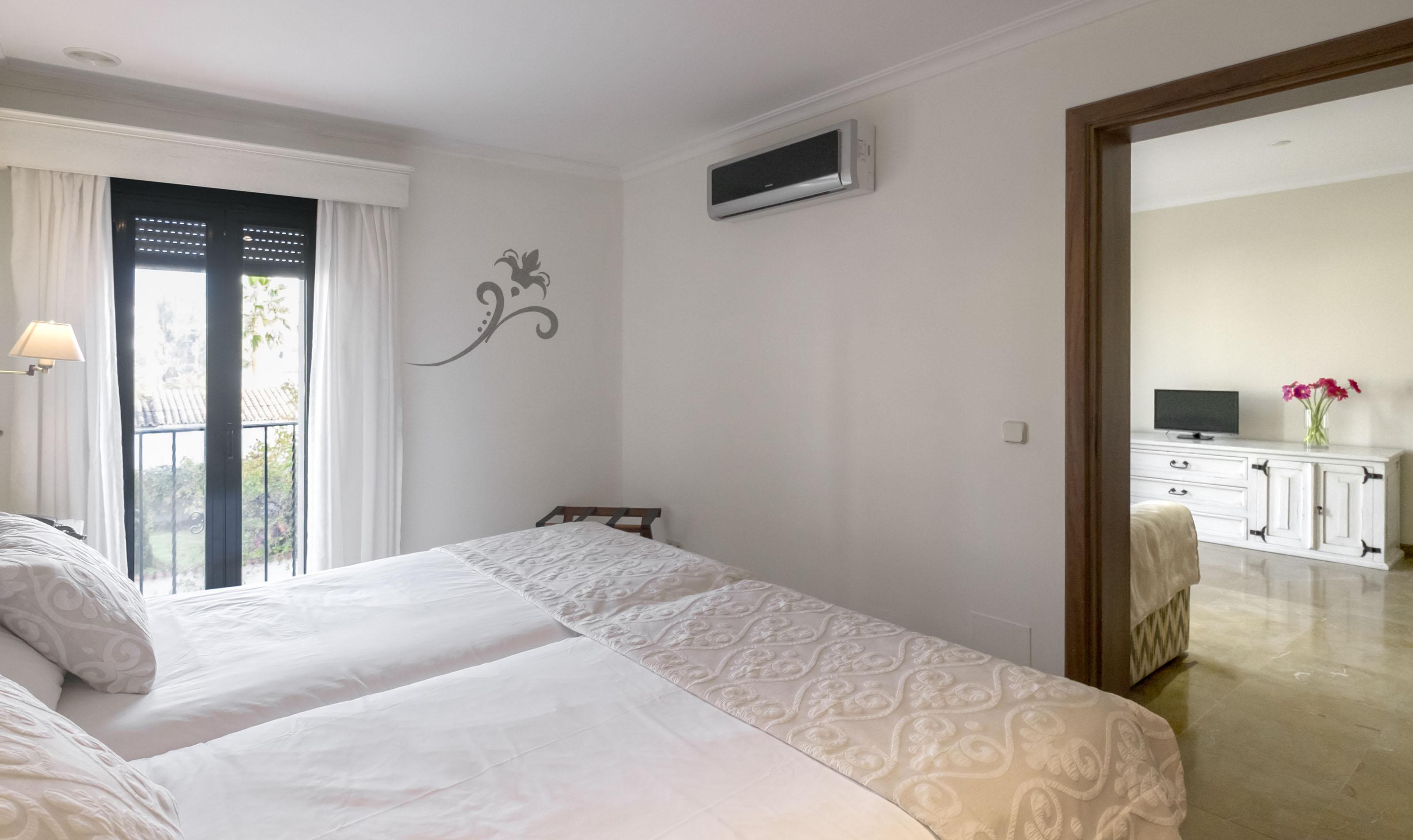 Apartments Galeon Suites Port de Pollenca Exterior photo