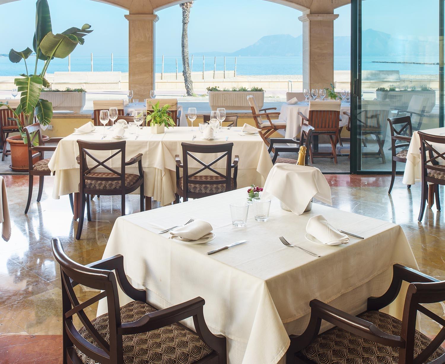 Apartments Galeon Suites Port de Pollenca Exterior photo