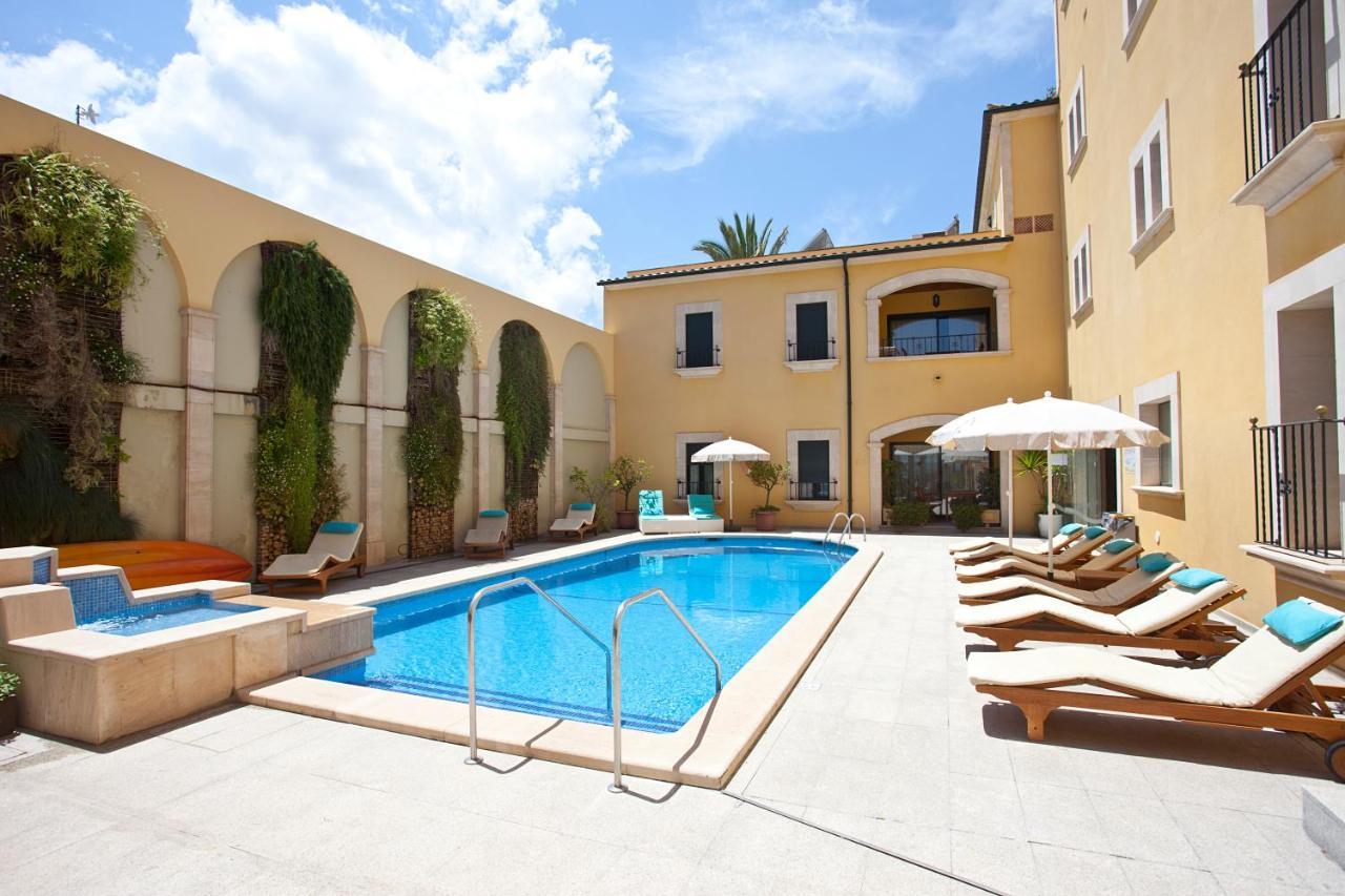 Apartments Galeon Suites Port de Pollenca Exterior photo